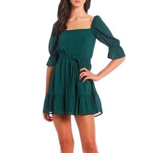 Dillards Xtraordinary square neck green dress 3/4 sleeve